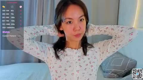 Bella online show from 09-26-25, 06:23