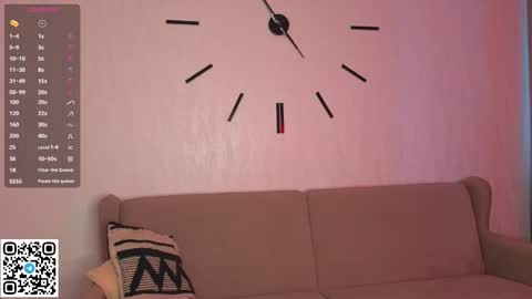 Bella online show from 10-25-25, 06:21