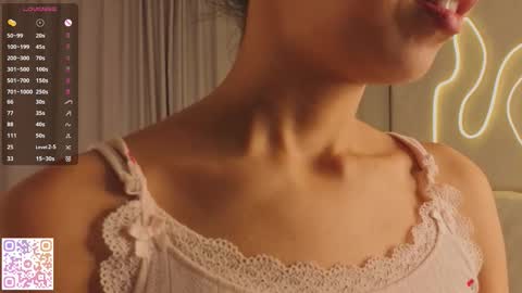 Bella online show from 11-22-25, 06:18