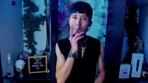 Snapshot of juniior0_0 chatting on 03-11-25, 07:36 Junior online show from 03-11-25, 07:36