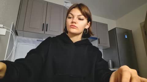 Ashley online show from 11-21-25, 10:03