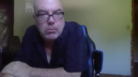 Snapshot of junkhp1 chatting on 06-01-26, 08:10 junkhp1 online show from 06-01-26, 08:10