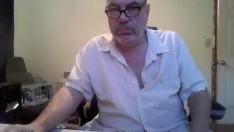 Snapshot of junkhp1 chatting on 06-04-26, 11:16 junkhp1 online show from 06-04-26, 11:16