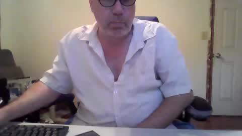 Snapshot of junkhp1 chatting on 06-09-26, 11:11 junkhp1 online show from 06-09-26, 11:11