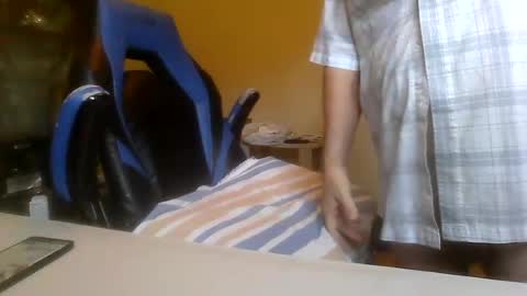 Snapshot of junkhp1 chatting on 07-11-26, 11:28 junkhp1 online show from 07-11-26, 11:28