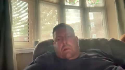 Snapshot of junky345 chatting on 09-18-25, 05:37 Junky online show from 09-18-25, 05:37