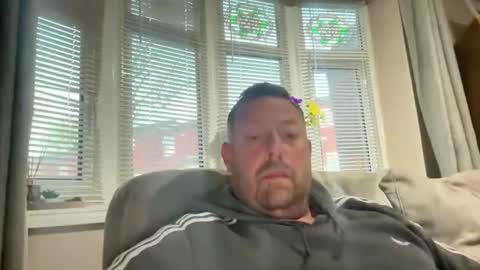 Junky online show from 04-18-26, 05:11