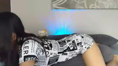 junovaughn online show from 12-19-25, 12:50