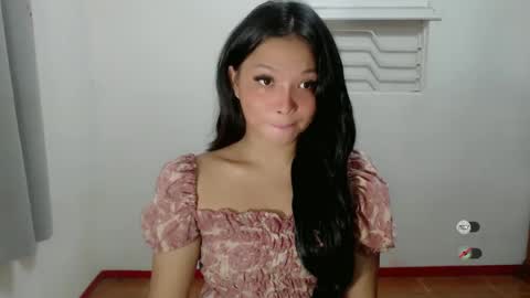 Snapshot of juny_lany chatting on 12-28-24, 06:17 Karla online show from 12-28-24, 06:17
