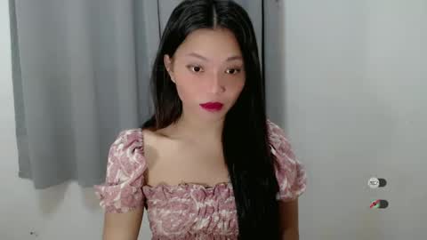 Snapshot of juny_lany chatting on 02-27-25, 06:29 Karla online show from 02-27-25, 06:29