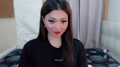 Snapshot of juny_lany chatting on 09-29-25, 11:37 Karla online show from 09-29-25, 11:37