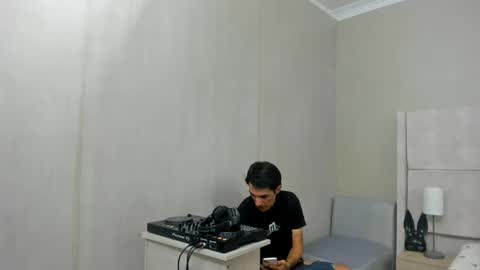 Jupiter online show from 11-24-25, 06:07