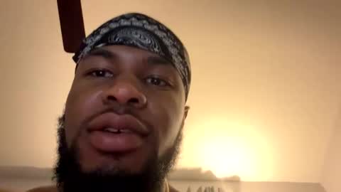 Snapshot of jusgetright chatting on 10-29-25, 05:42 jusgetright online show from 10-29-25, 05:42