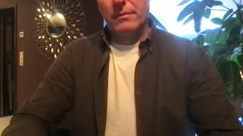 Steven online show from 02-07-25, 02:47