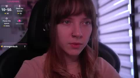 Snapshot of just_busking chatting on 12-17-25, 09:15 Julia online show from 12-17-25, 09:15