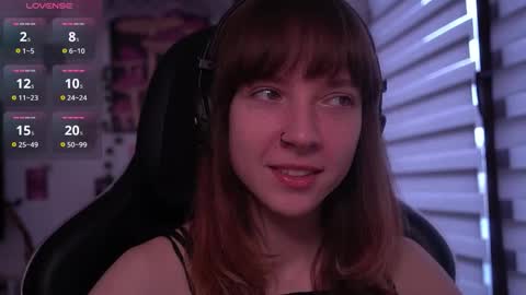 Snapshot of just_busking chatting on 12-20-25, 09:27 Julia online show from 12-20-25, 09:27