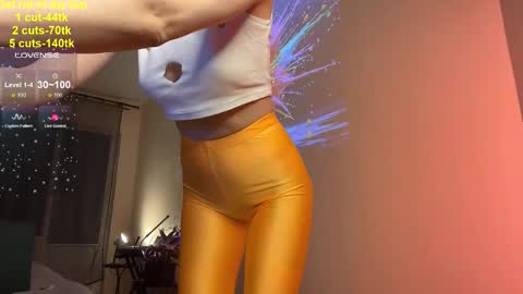 Jessica  I will be here on Tuesday November 26th online show from 11-06-25, 07:48