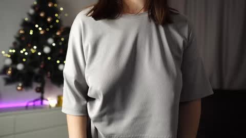 Snapshot of just_emmy chatting on 12-18-24, 03:47 just call me Emmy online show from 12-18-24, 03:47