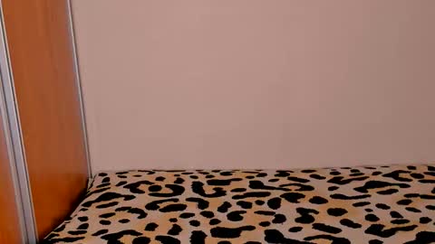 Nika and Mark online show from 09-15-25, 05:35