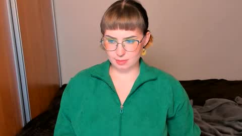 Nika and Mark online show from 09-29-25, 09:19