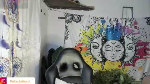 Sofia online show from 02-11-25, 10:37