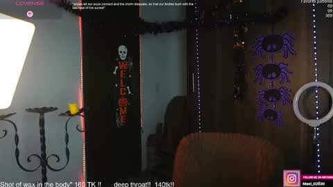 Snapshot of just_your_dreamboy chatting on 10-16-25, 12:33 Maxi online show from 10-16-25, 12:33