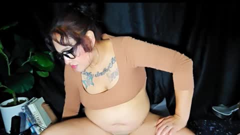 Layla online show from 10-29-25, 03:42