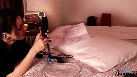 Billie  B  William online show from 01-14-25, 08:20