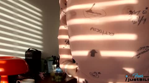 Billie  B  William online show from 02-03-25, 09:19