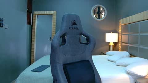 Justin online show from 12-17-24, 01:16