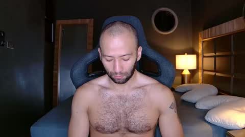 Justin online show from 02-19-25, 10:23