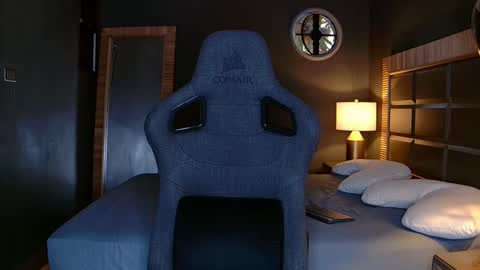 Justin online show from 02-28-25, 01:25