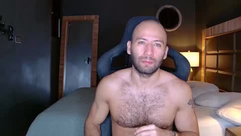 Justin online show from 03-05-25, 10:44