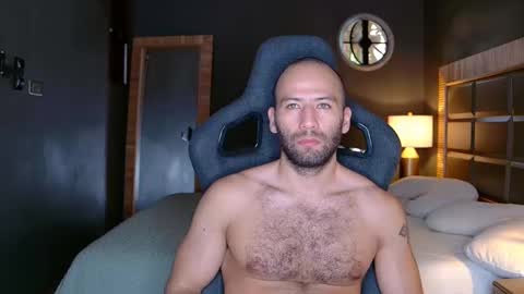 Justin online show from 03-07-25, 03:39