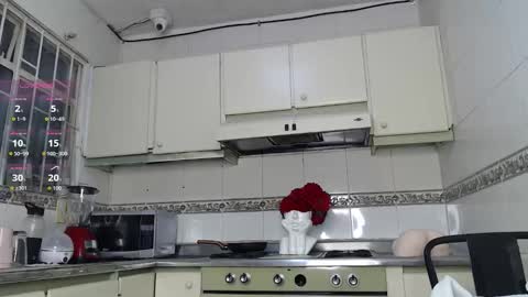 Justin  online show from 12-17-25, 03:01