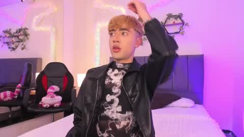 Justin online show from 10-06-25, 11:18