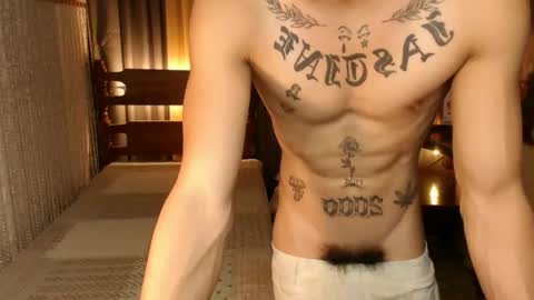 justine_hunk online show from 03-07-25, 05:18