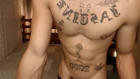 Snapshot of justine_hunk chatting on 02-21-26, 01:34 justine_hunk online show from 02-21-26, 01:34