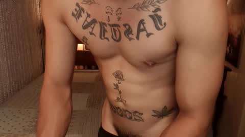 Snapshot of justine_hunk chatting on 05-09-26, 03:56 justine_hunk online show from 05-09-26, 03:56
