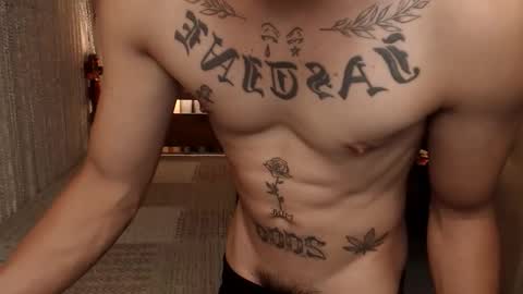 Snapshot of justine_hunk chatting on 05-23-26, 05:56 justine_hunk online show from 05-23-26, 05:56