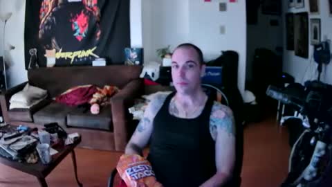 Snapshot of justinelsmith chatting on 10-19-25, 12:44 justinelsmith online show from 10-19-25, 12:44