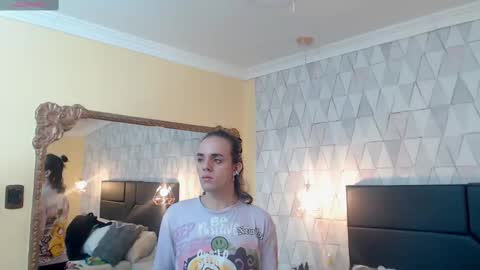 Snapshot of justineperry chatting on 02-21-25, 03:56 Justine online show from 02-21-25, 03:56