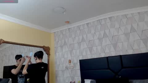 Snapshot of justineperry chatting on 03-06-25, 04:08 Justine online show from 03-06-25, 04:08