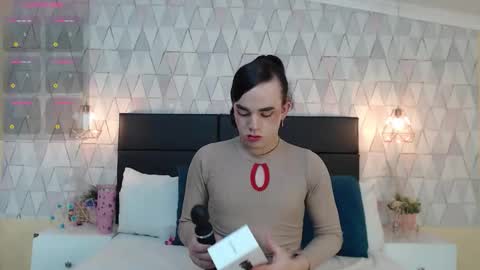 Snapshot of justineperry chatting on 09-13-25, 03:06 Justine online show from 09-13-25, 03:06