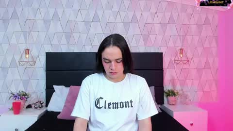Justine online show from 05-30-26, 04:53
