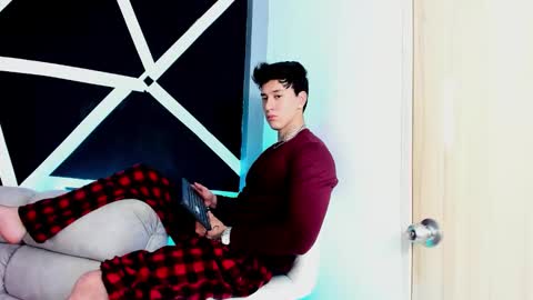 justinfuller_31 online show from 09-22-25, 06:54