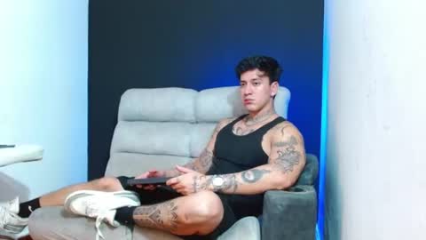 justinfuller_31 online show from 06-10-26, 11:57