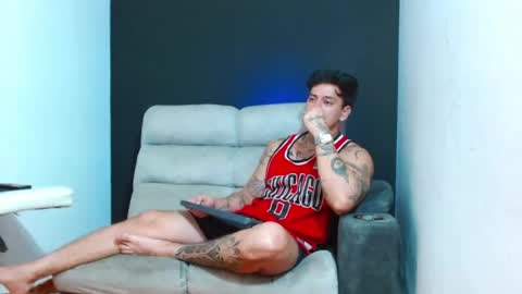 justinfuller_31 online show from 07-26-26, 01:47