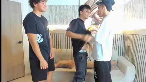 justingtime21 online show from 04-28-26, 05:34