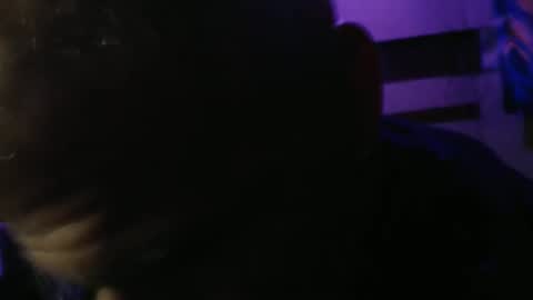 Snapshot of justinmoore1987 chatting on 11-06-25, 12:11 justinmoore1987 online show from 11-06-25, 12:11